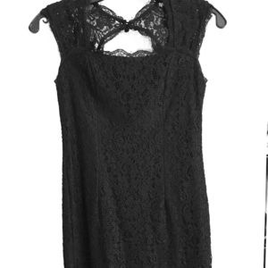 Adrianna Papell Black Lace Cocktail Dress size 2